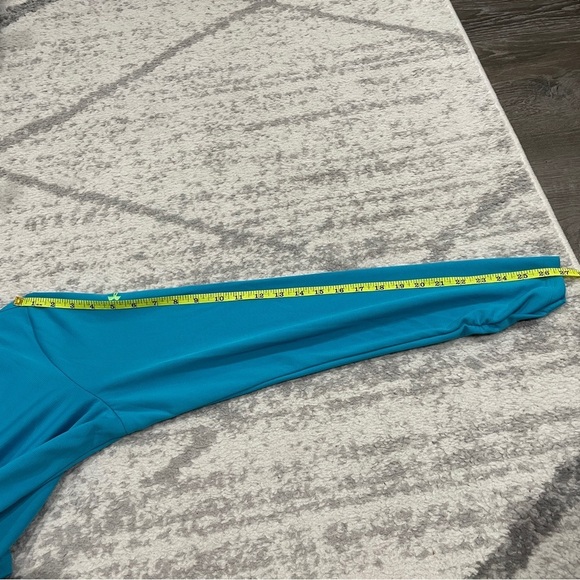 Under Armour Blue and Green 1/2 Zip Jacket - Picture 11 of 11